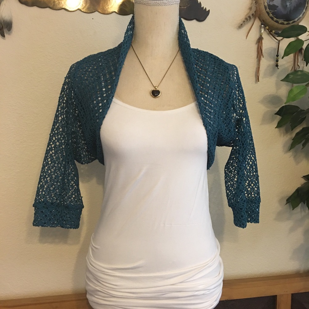 Cefian Bolero Shrug Lightweight Knit Sequin NWT